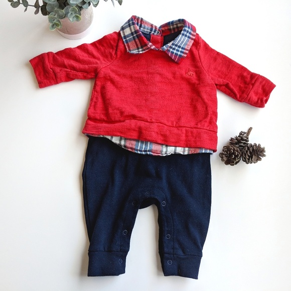 GAP Other - GAP Boy's One Piece Bodysuit Red & Blue SZ 0-3